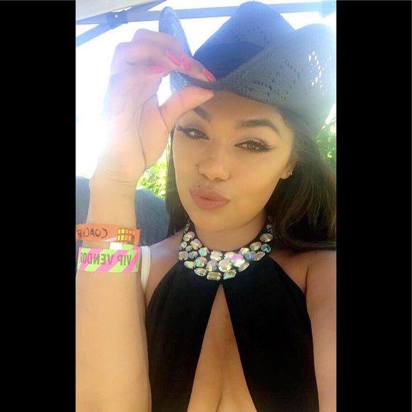 ❌SOLD❌ 
Black Cowboy Straw Hat - Picture 5 of 5